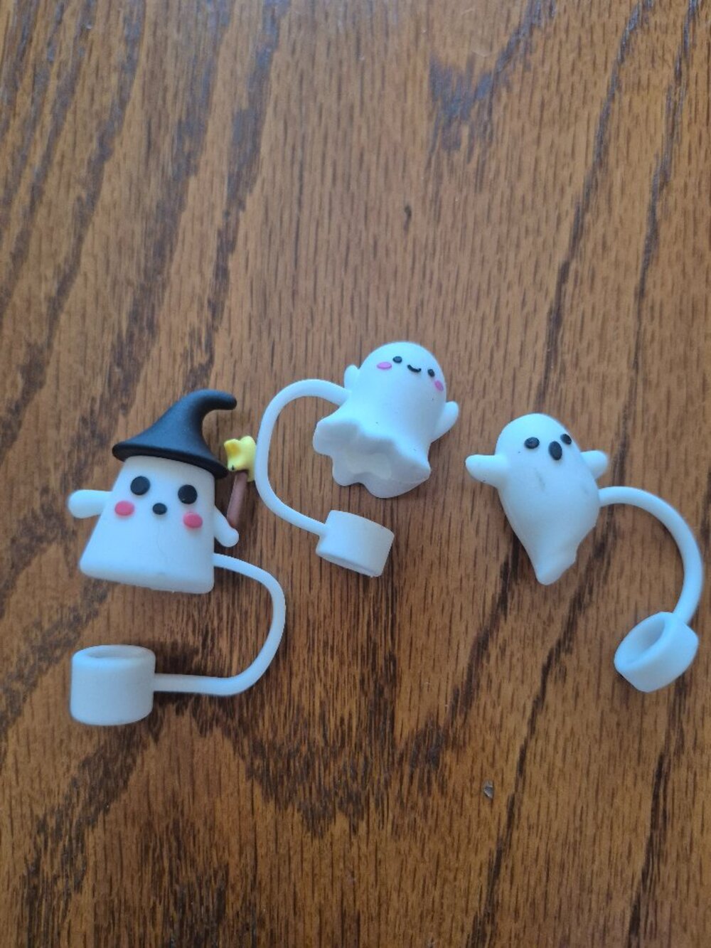 3 ghostly straw toppers